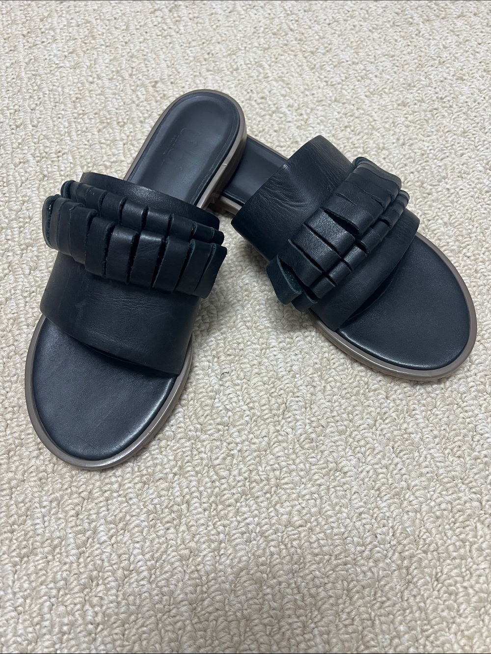 Tibi Ginta sandals 37.5 Black loops leather unique (6.5/7)